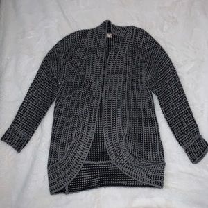 Knitted cardigan